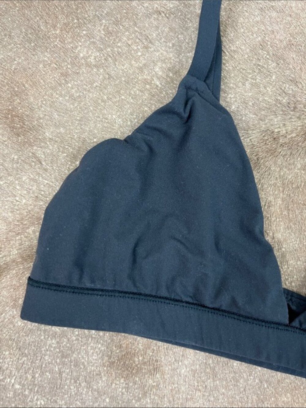 Skims Fits Everybody Triangle Bralette - Picture 2 of 6